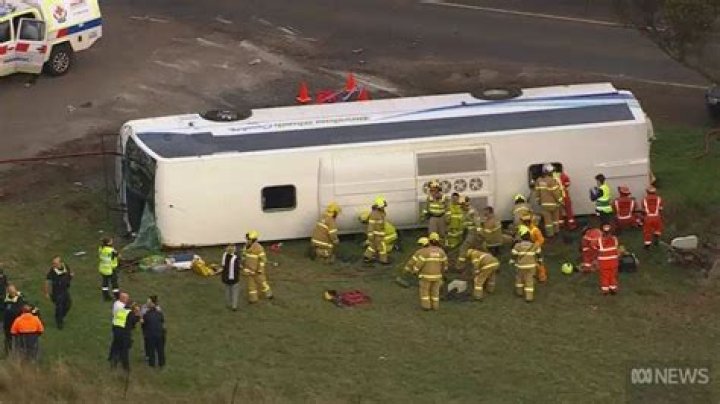 2 Killed, Child Seriously Injured In Holbrook ·