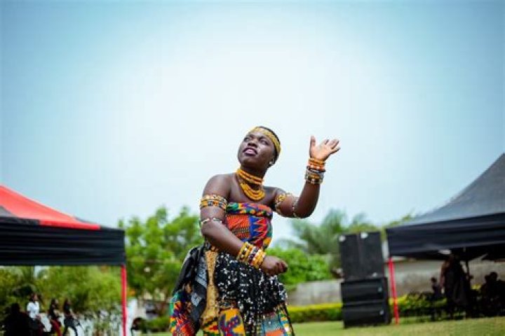A Guide To The Energetic Ghanaian Dance Style