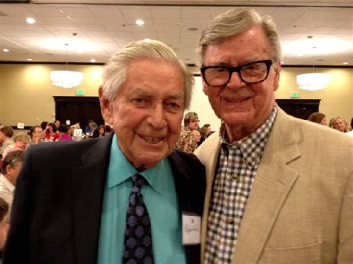 Actor Ralph Waite, Father On 'Waltons,' Dies At 85