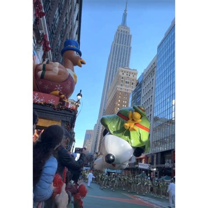 Andy Cohen Trolls 'Droopy' Snoopy Balloon at 2023 Thanksgiving Parade ·