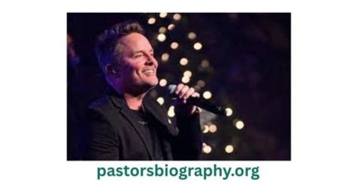 Chris Tomlin Biography |