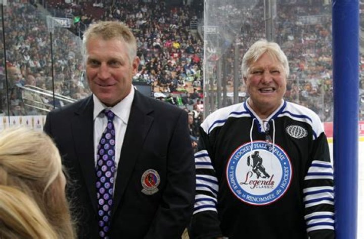 Do Bobby Hull And Brett Hull Have A father-Son Relationship? Family History And Wealth |