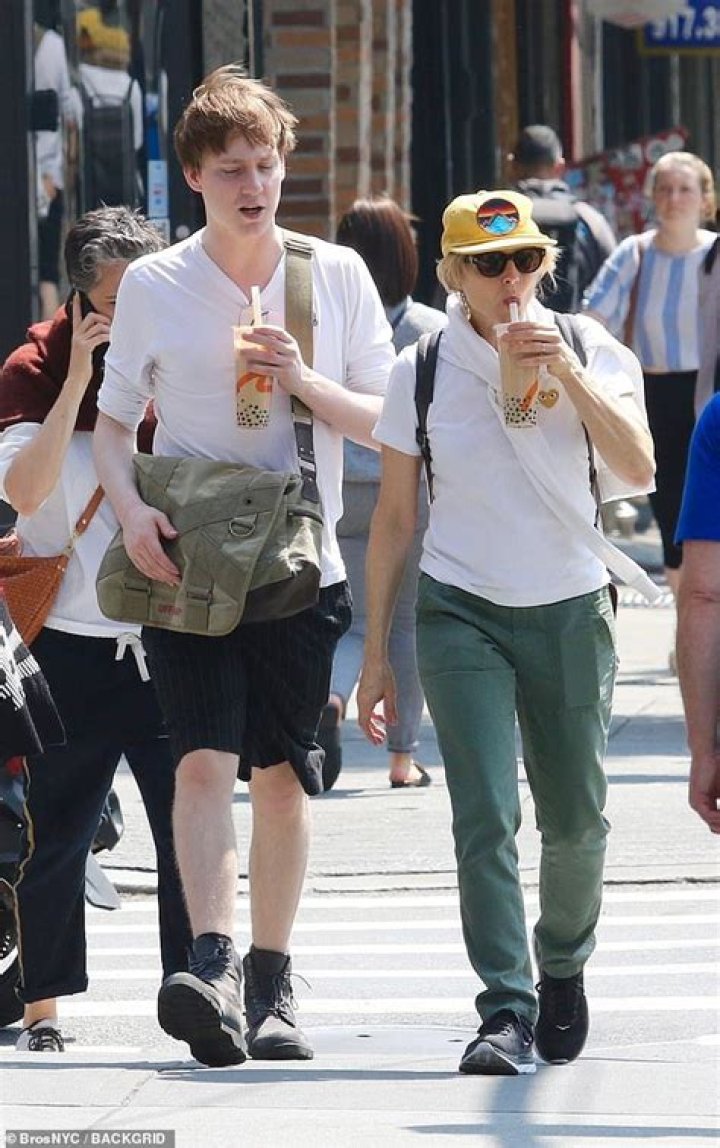 Does Jodie Foster Have Kids?