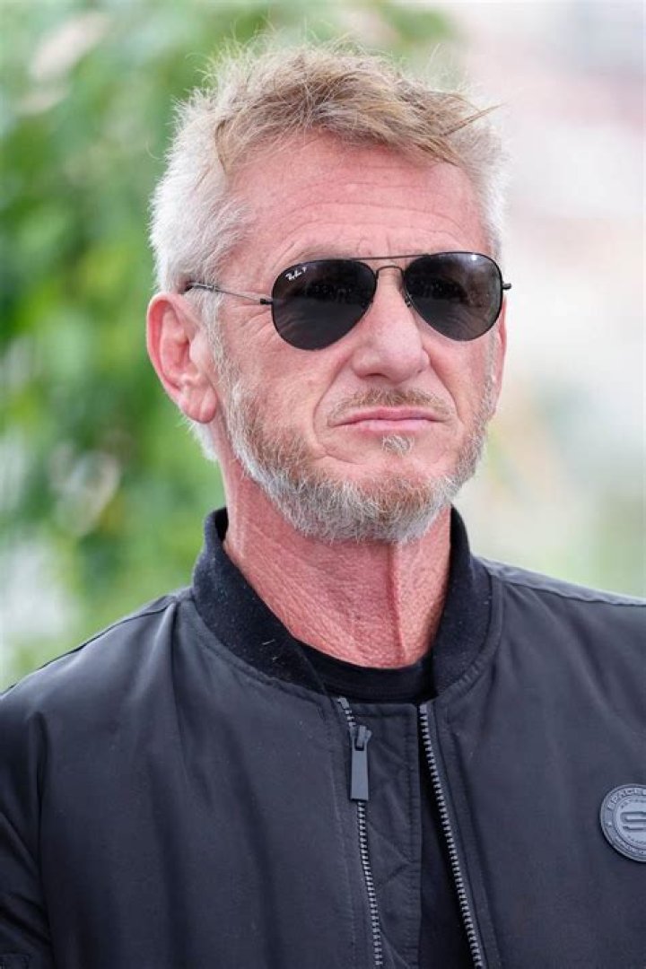 Does Sean Penn Have A Disability? Why Does He Shake?