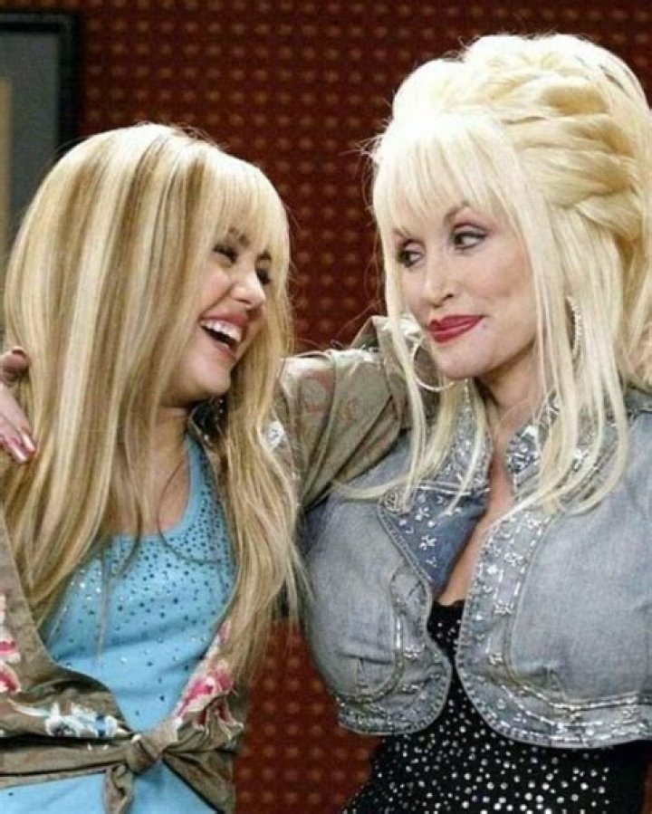 Dolly Partons Bio, Height, Weight, Age, Measurements, Net Worth & More ·