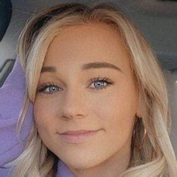 EchoDash | Kristin Farina (Dancer)