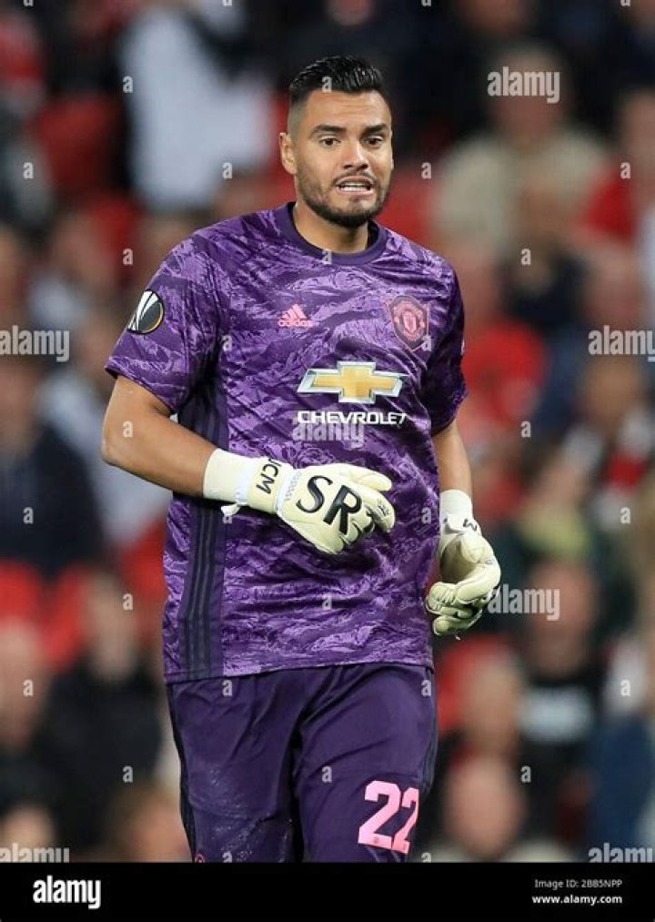 Former Argentina, Manchester United goalkeeper Sergio Romero signs with Venezia