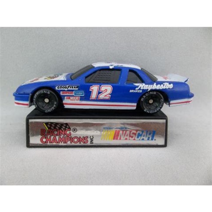 Hut Stricklin Height, Weight, Net Worth, Age, Birthday, Wikipedia, Who, Nationality, Biography