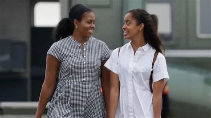 Is Malia Obama Gay/Lesbian? Rumor Or Truth?