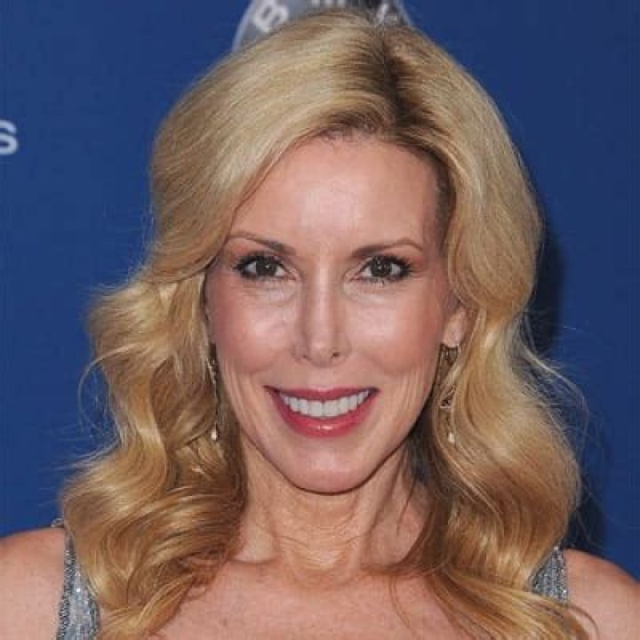 Kimberly Woolen - Bio, Age, Widow, Nationality, Body Measurement, Career ·