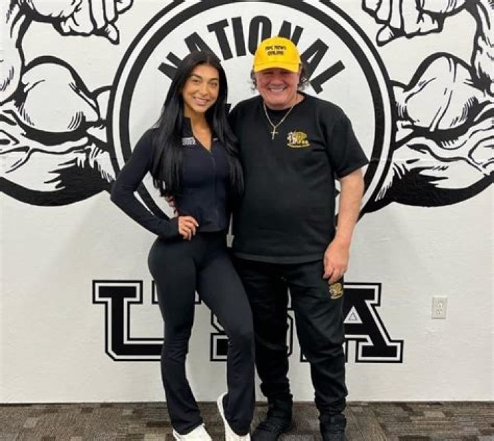 Lauralie Chapados Bio, Wiki, Age, Instagram, Diet, Olympia, and Net Worth ·