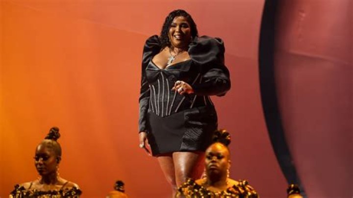 Lizzo Religion Is She Christian Jewish Or