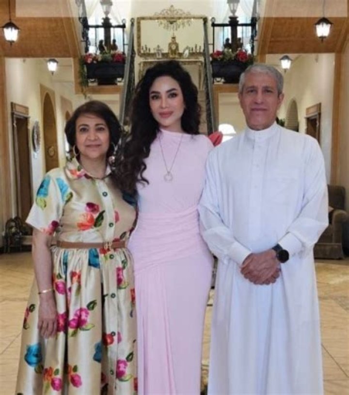 Lojain Omran And Her Husband Sheikh Salman Net Worth |