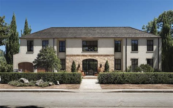 Mary McDonald Wikipedia And Net Worth 2023: How Old Is Los Angeles Interior Designer? Age