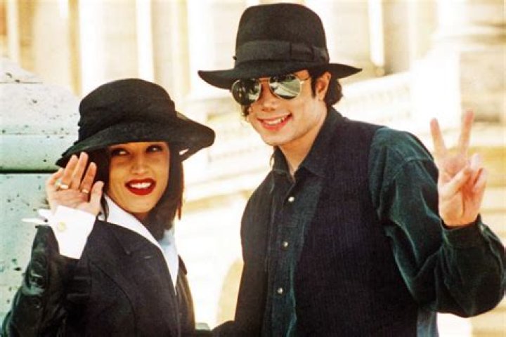 Mengungkap Rahasia Istri Michael Jackson