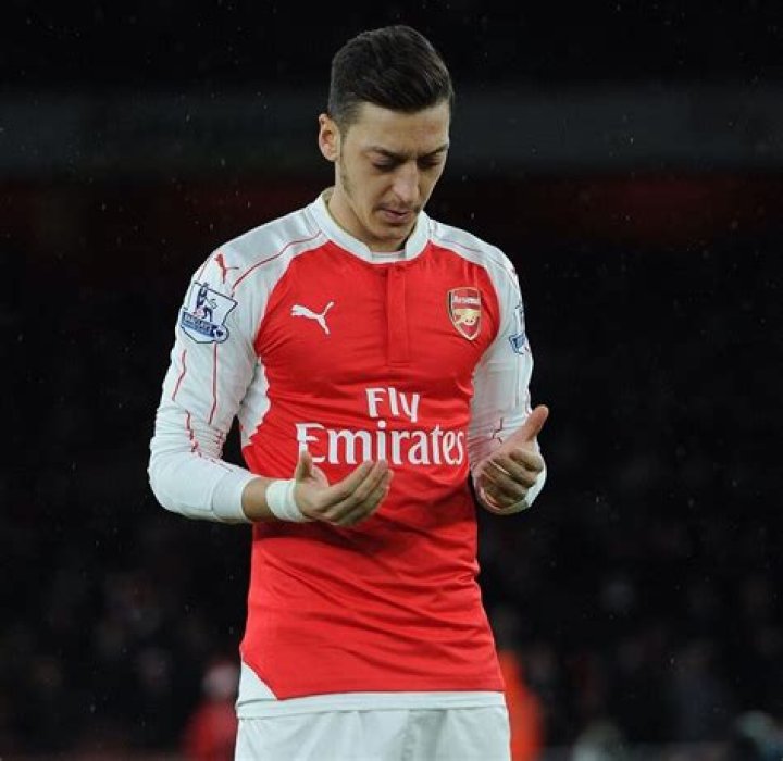 Mesut Ozil Religion – Is He Muslim? Ethnicity And Parents