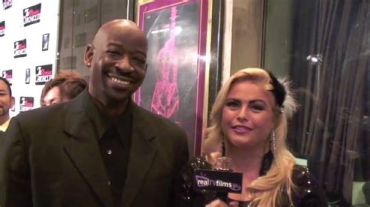 Michael McCary (R&B Singer) - Age, Birthday, Bio, Facts, Family, Net Worth, Height & More