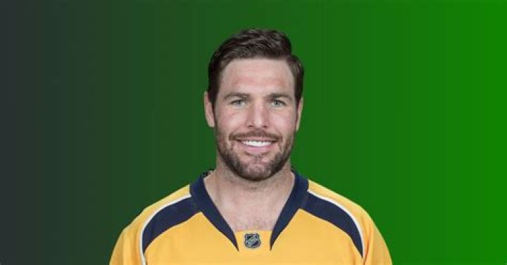 Mike Fisher - Bio, Age, net worth, height, Wiki, Facts and Family ·