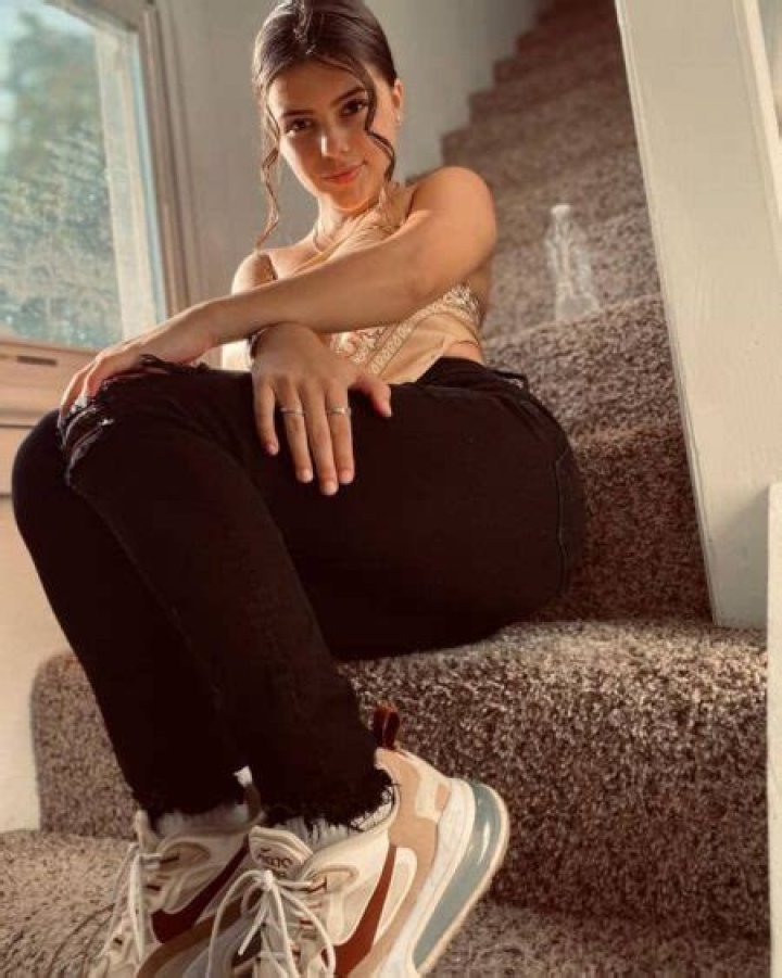Raelee Rudolph - PeakVibe