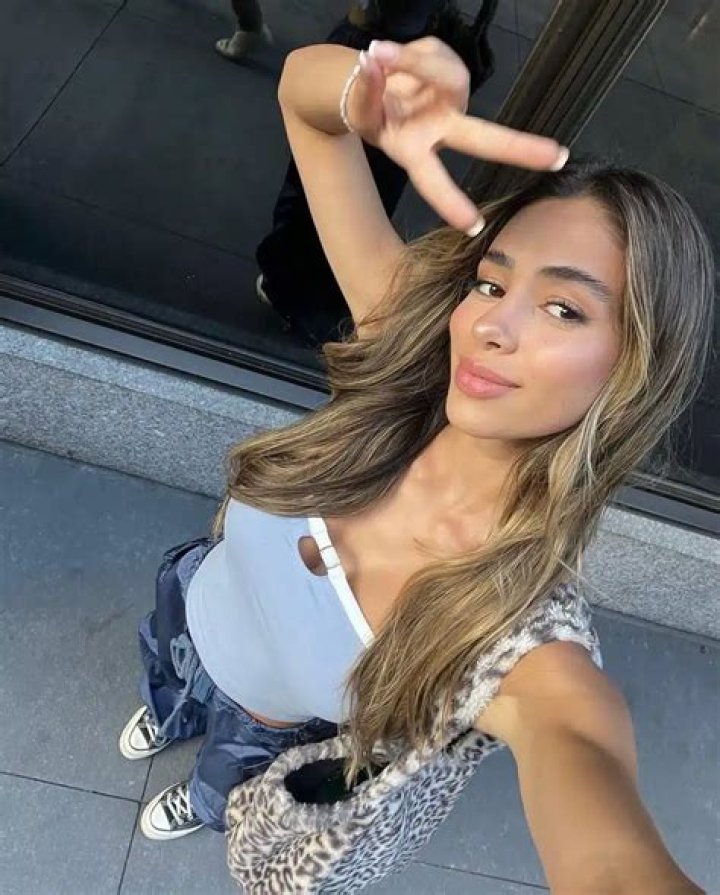 The Truth Behind Carolina Samani's OnlyFans Leaks