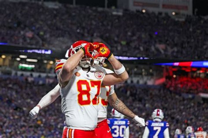 Travis Kelce Makes Heart Hands in Chiefs' Official Super Bowl Art ·