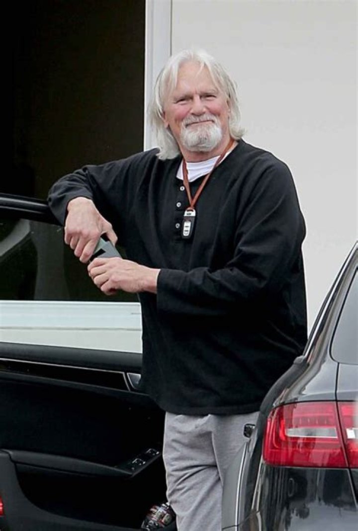 Unveiling Richard Dean Anderson's Net Worth: Surprising Revelations