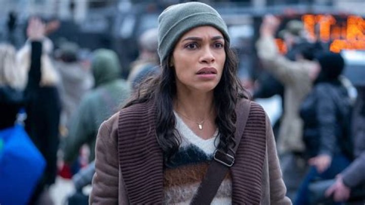 Unveiling The Enigma: Rosario Dawson's Height Explored