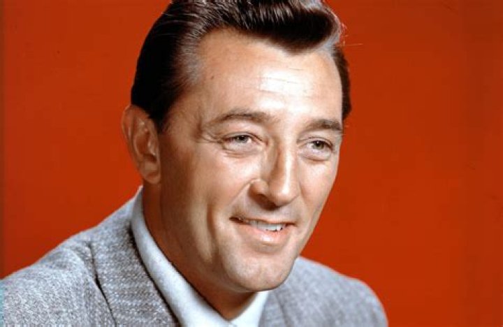 Unveiling The Legacy: Robert Mitchum's Enduring Impact