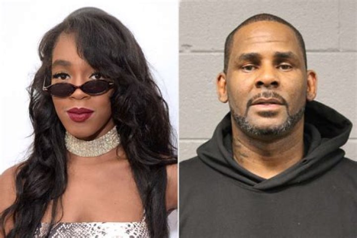 What happened to R. Kelly's mother?