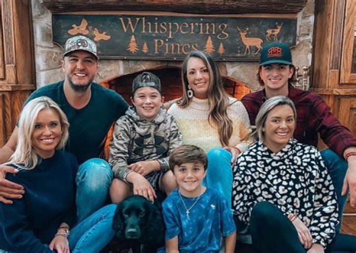 When Luke Bryan Isn't Performing Country Songs, He's a Dad to Five Kids |