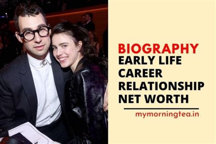 Wiki, Biography, Family, Career, Education